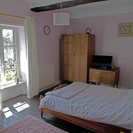 Le Grand Pont 3* Estry