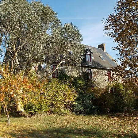 Le Grand Pont Bed & Breakfast Estry