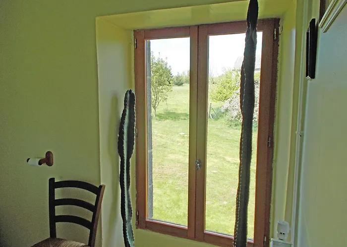 Le Grand Pont Bed & Breakfast 3*