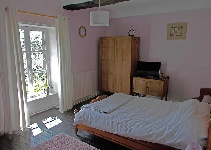 Le Grand Pont 3* Estry